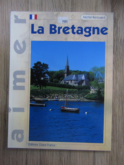 Anticariat: Michel Renouard - La Bretagne