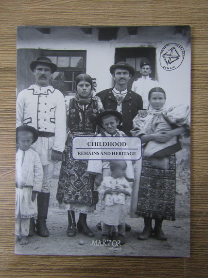 Anticariat: Childhood. Remains and heritage