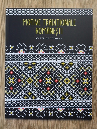 Anticariat: Motive traditionale romanesti. Carte de colorat