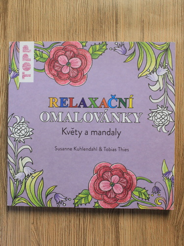 Anticariat: Susanne Kuhlendahl - Relaxacni omalovanky. Kvety a mandalay (carte de colorat)