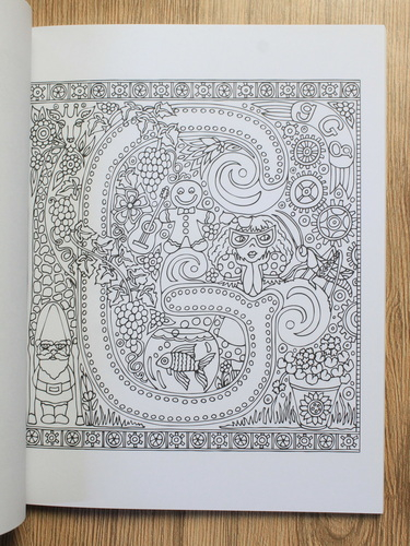 The A to Z colouring book. Beautiful images to create colourful lettering (carte de colorat)