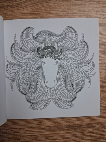 Petit livre a colorier et pensees a mediter. Licornes