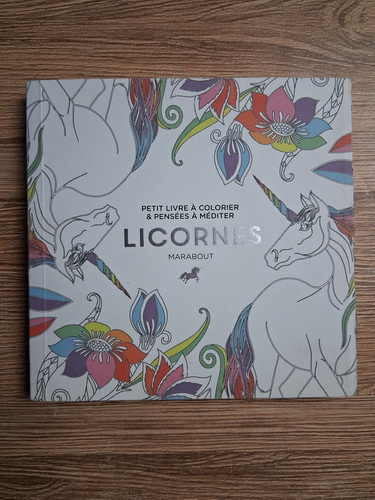 Anticariat: Petit livre a colorier et pensees a mediter. Licornes
