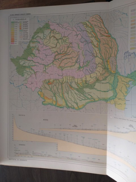 Victor Dumitrescu, Vintila Mihailescu - Atlas Republica Socialista Romania (dimensiune mare, incomplet)