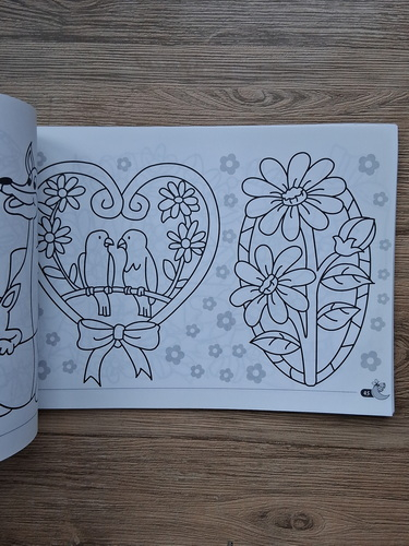 Pattern book. Make stained-glass yourself (carte de colorat)