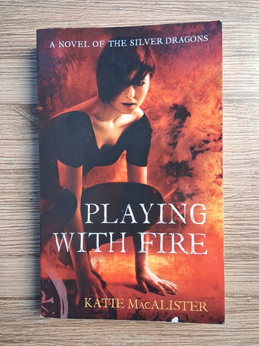 Anticariat: Katie MacAlister - Playing with fire