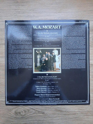 Hungarian State Orchestra Chamber Orchestra, Janos Ferencsik - Sinfonia concertante in E flat major, K. 297b. Horn concerto in E flat major, K. 447 (Wolfgang Amadeus Mozart)