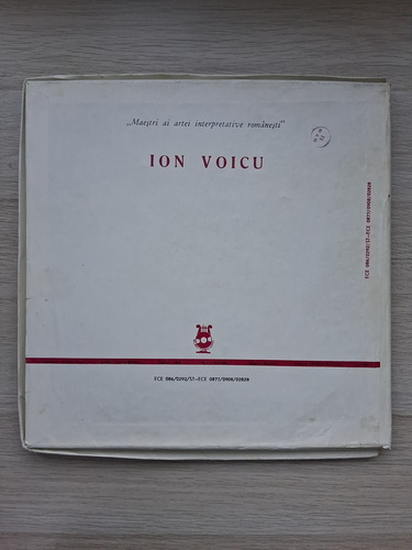 Ion Voicu, Dagobert Buchholz, Orchestra Simfonica a Filarmonicii de Stat George Enescu, Orchestra simfonica a Radioteleviziunii, Orchestra de camera din Bucuresti  - Maestri ai artei interpretative romanesti (5 viniluri)