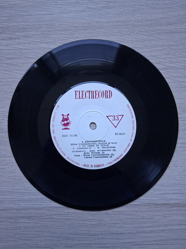 Catalina Marinescu, Viorel Baltag, Mihai Constantinescu, Cornel Constantiniu - 4 tineri solisti 