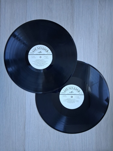 Orchestra Simfonica a Filarmonicii de Stat din Moscova, Orchestra simfonica de stat a URSS, Capela Corala Academica Rusa de Stat - Symphony no. 9 in D minor, op. 125. Leonore no. 3, op. 72a (Ludwig van Beethoven, 2 viniluri)