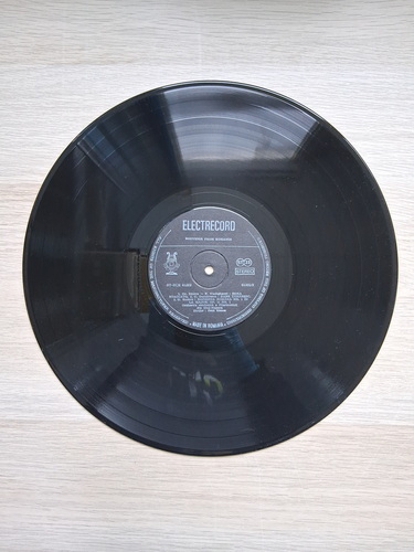 Orchestra simfonica a Filarmonicii din Cluj-Napoca, Emil Simon, Stefan Ruha - Souvenir from Romania (Ciprian Porumbescu, Ioan Scarlatescu, Ion Ivanovici, Grigoras Dinicu, Constantin Dimitrescu, George Enescu)