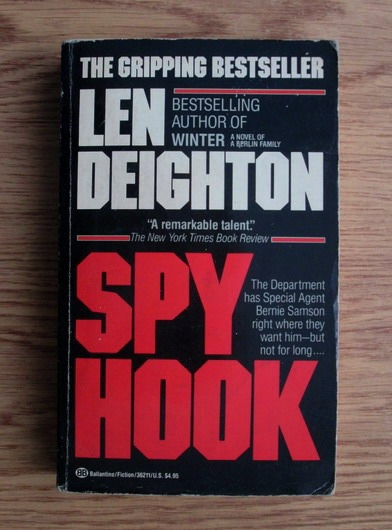 Anticariat: Len Deighton - Spy Hook