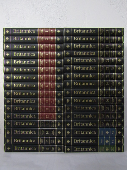 Anticariat: The New Encyclopedia Britannica, 15th edition, 1998 (32 volume)