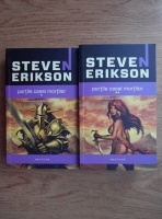 Steven Erikson - Portile casei mortilor (2 volume)