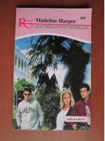 Madeline Harper - Afacerea statuetei de jad