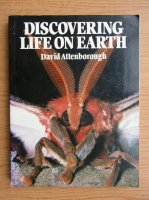 David Attenborough - Discovering life on earth