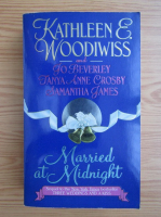Kathleen E. Woodiwiss - Married at midnight