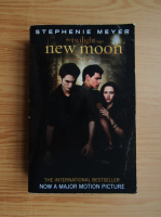 Anticariat: Stephenie Meyer - The Twilight Saga. New moon