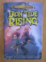 Anticariat: Carrie Ryan - Iron Tide Rising