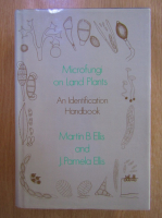 Martin B. Ellis - Microfungi on Land Plants. An Identification Handbook