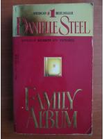 Anticariat: Danielle Steel - Family album