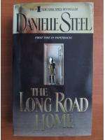 Anticariat: Danielle Steel - The long road home