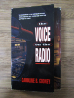 Anticariat: Caroline Cooney - The voice on the radio