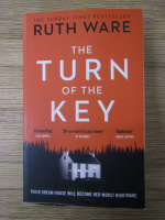 Anticariat: Ruth Ware - The turn of the key