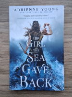 Adrienne Young - The girl the sea gave back