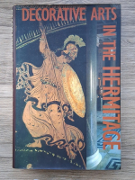 Decorative arts in the hermitage (album de arta)