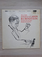 Arthur Rubinstein - Sonata nr. 3 in Fa minor, op. 5. Intermezzo in Mi major, op. 116 nr. 6. Romance in Fa major, op. 118 nr. 5 (Johannes Brahms)
