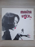Marina Voica - Intr-un colt de cafenea