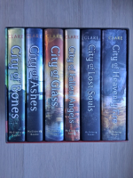 Cassandra Clare - The mortal instuments (6 volume)